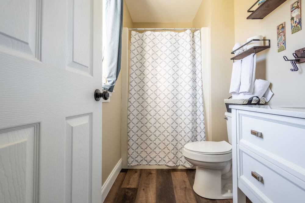 Photo of Bathroom in Annville