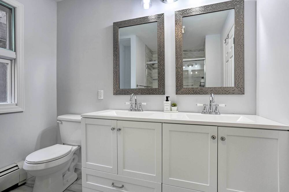 Photo of Bathroom in Sparrow Bush