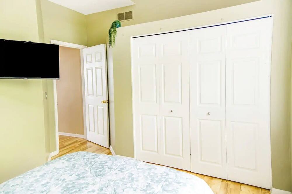 Photo of Bedroom in Clifton Heights