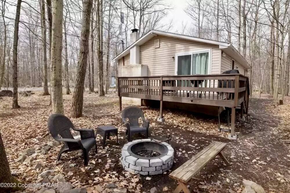 Photo of Outdoor in Thornhurst