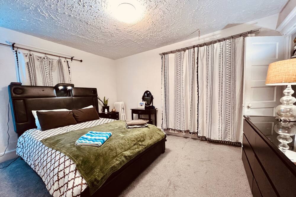 Photo of Bedroom in Rutherford