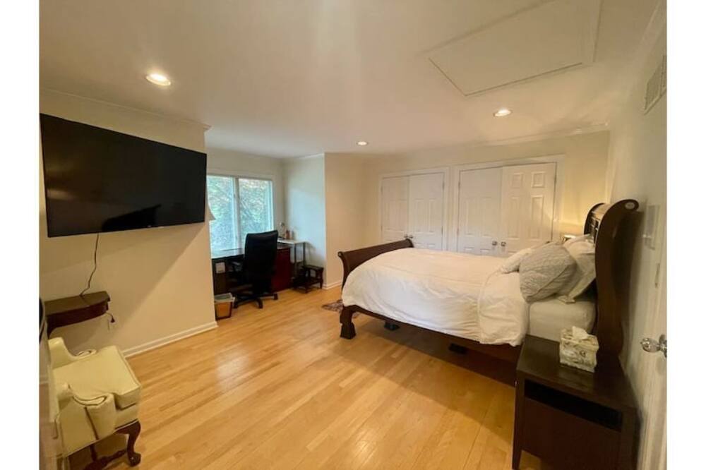 Photo of Bedroom in Bridgewater