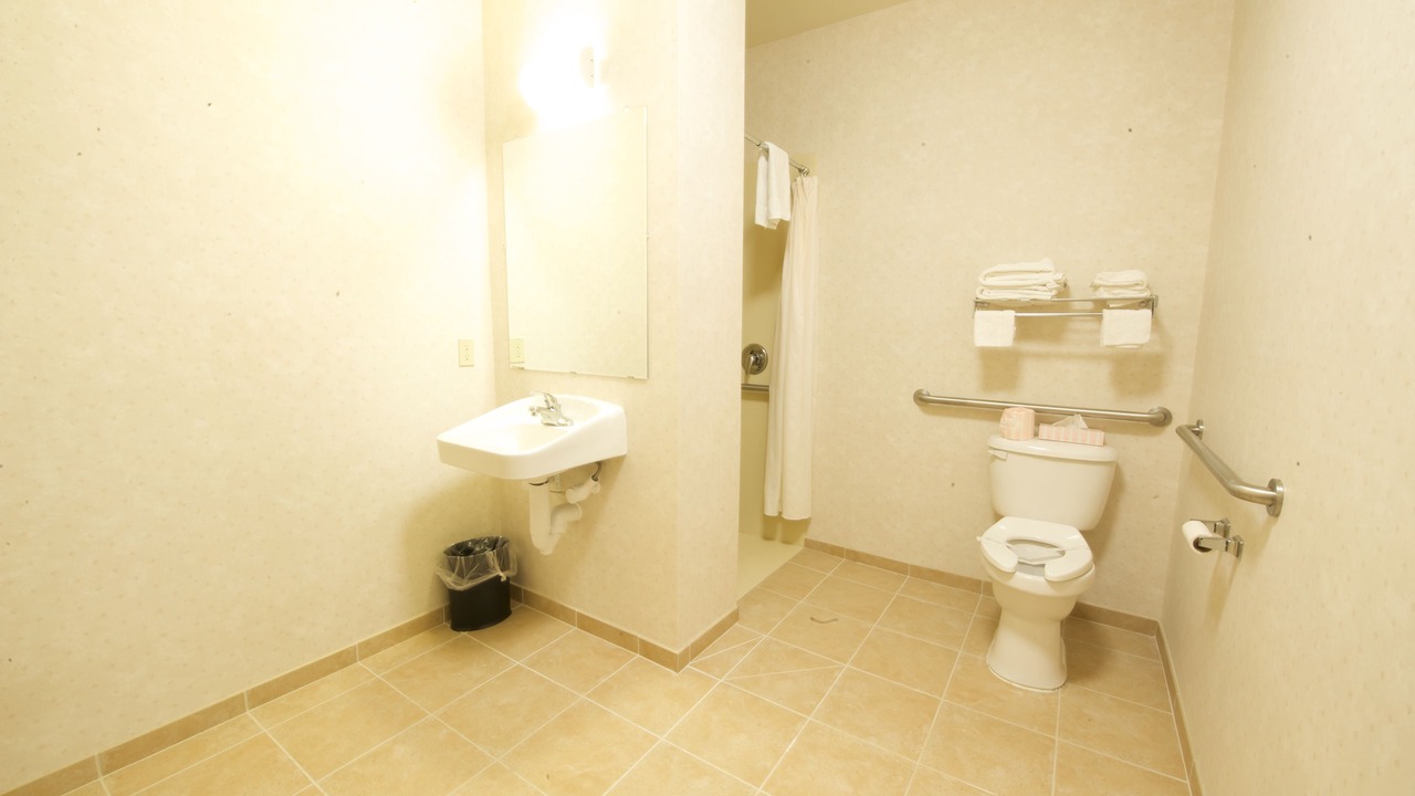 Photo of Bedroom in Upper Marlboro