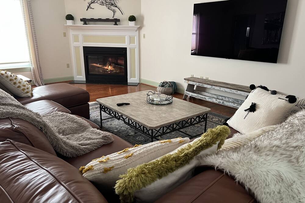 Photo of Livingroom in Coatesville