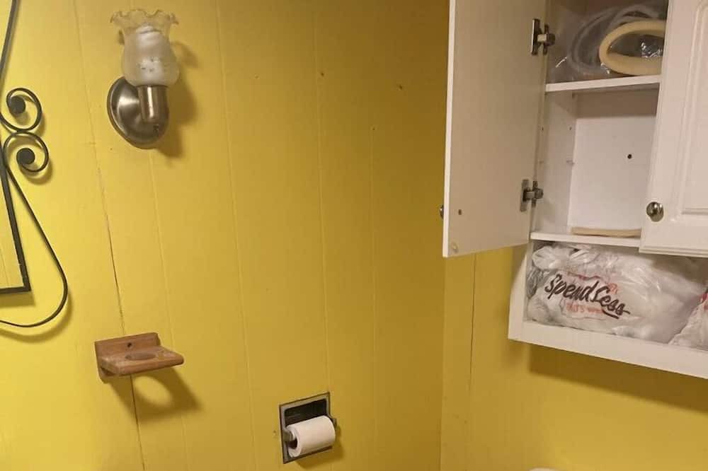 Photo of Bathroom in Frostburg