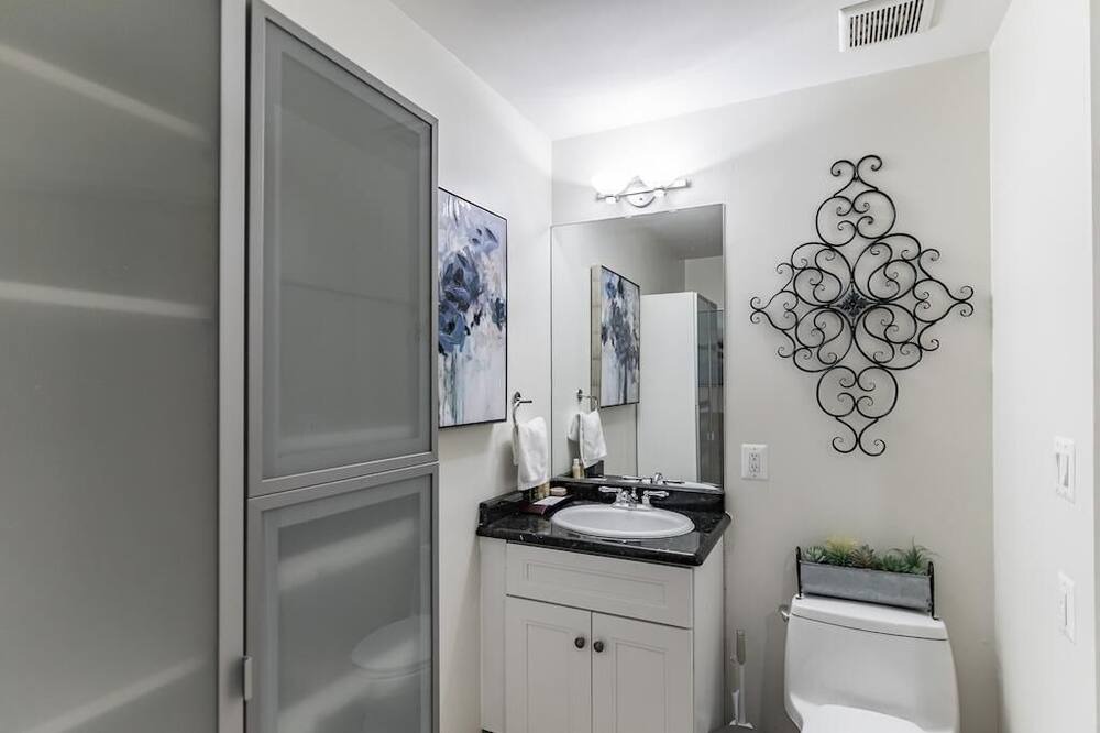 Photo of Bathroom in Newbold