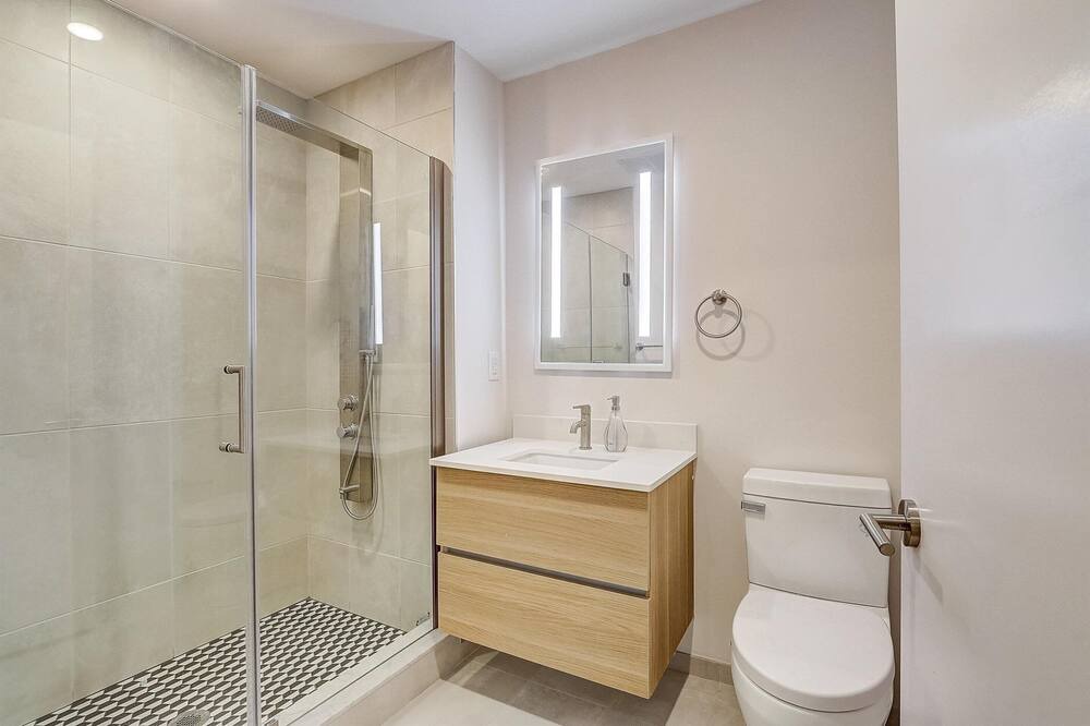 Photo of Bathroom in North Philadelphia West