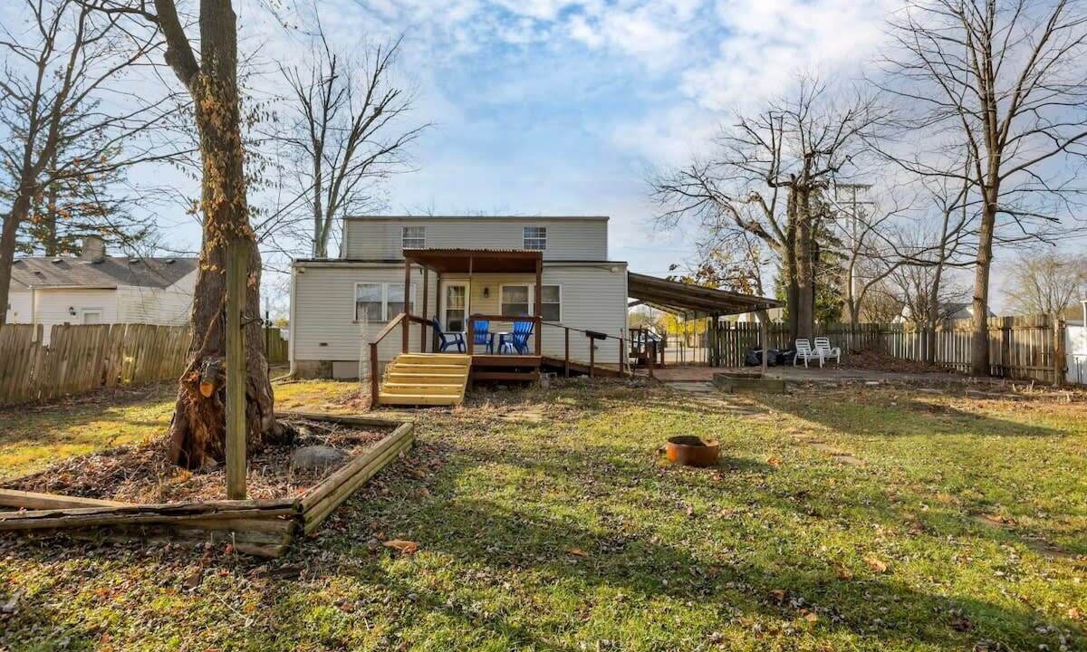 Photo of Outdoor in Lincoln Village
