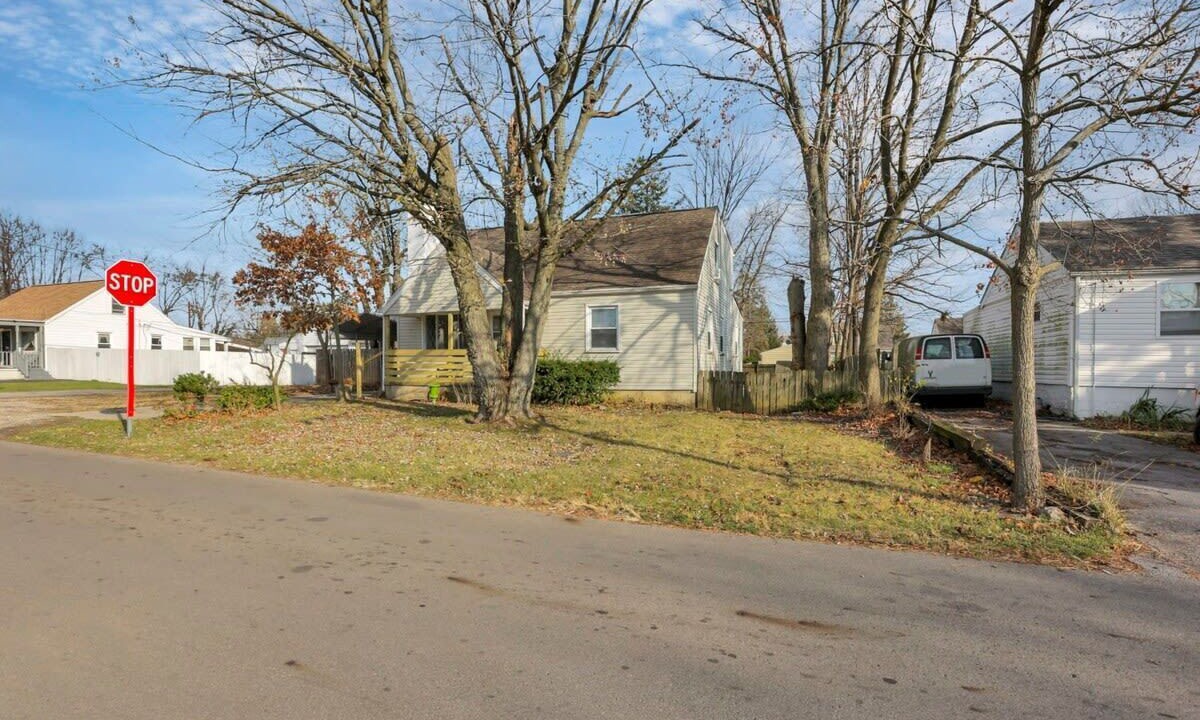 Photo of Outdoor in Lincoln Village