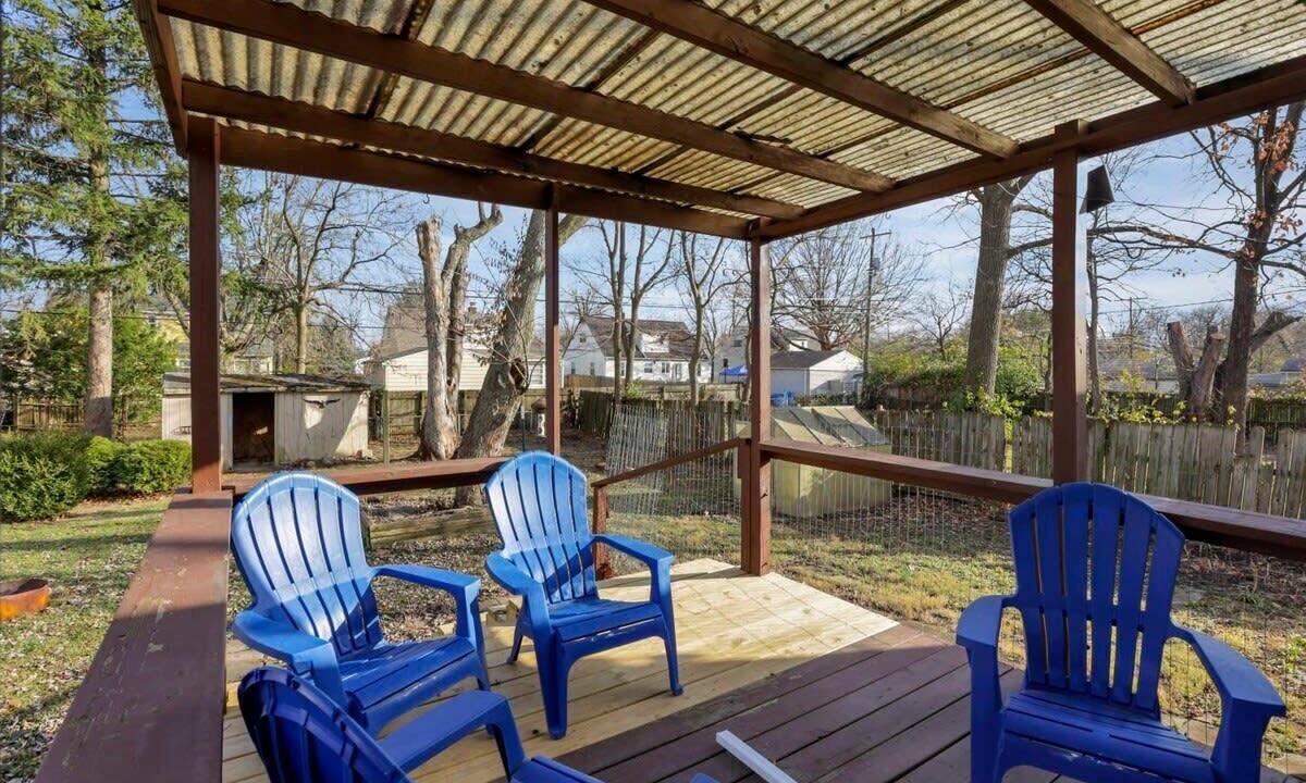 Photo of Outdoor in Lincoln Village