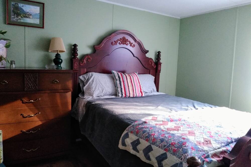 Photo of Bedroom in Dailey