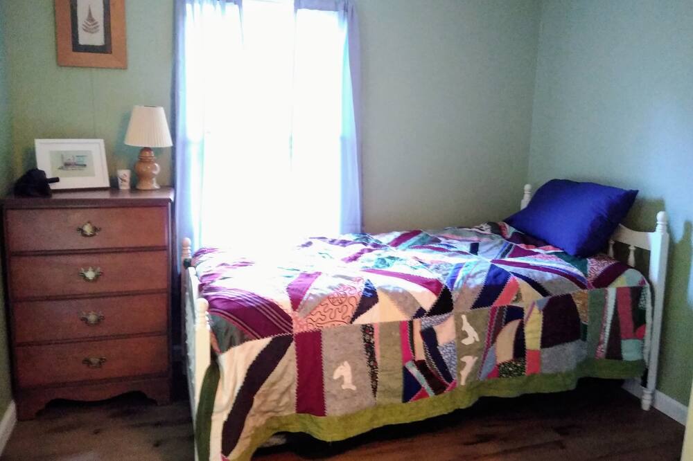 Photo of Bedroom in Dailey