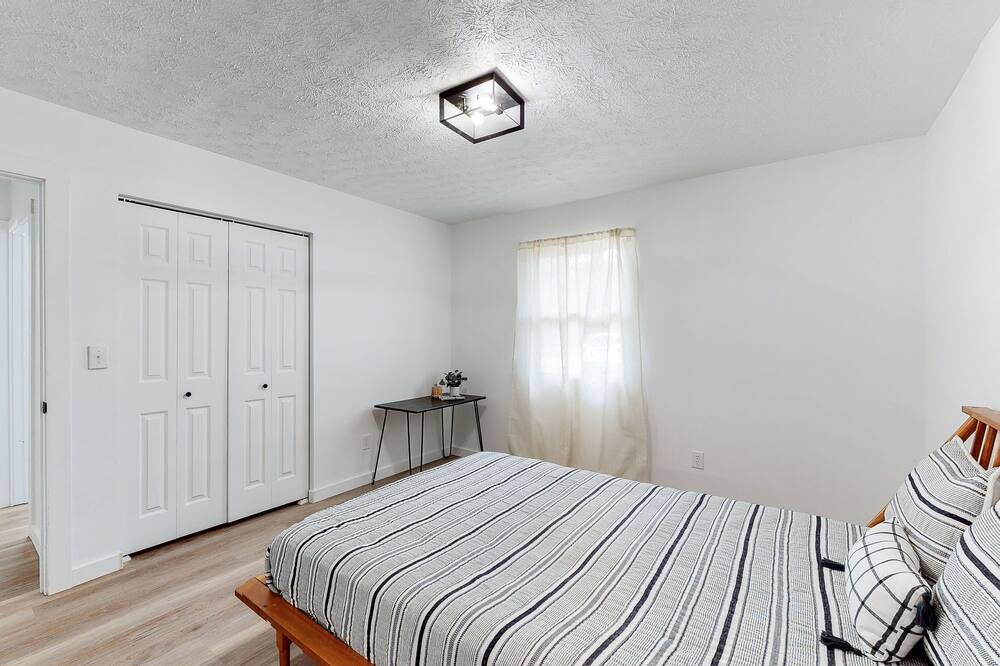 Photo of Bedroom in North Canton
