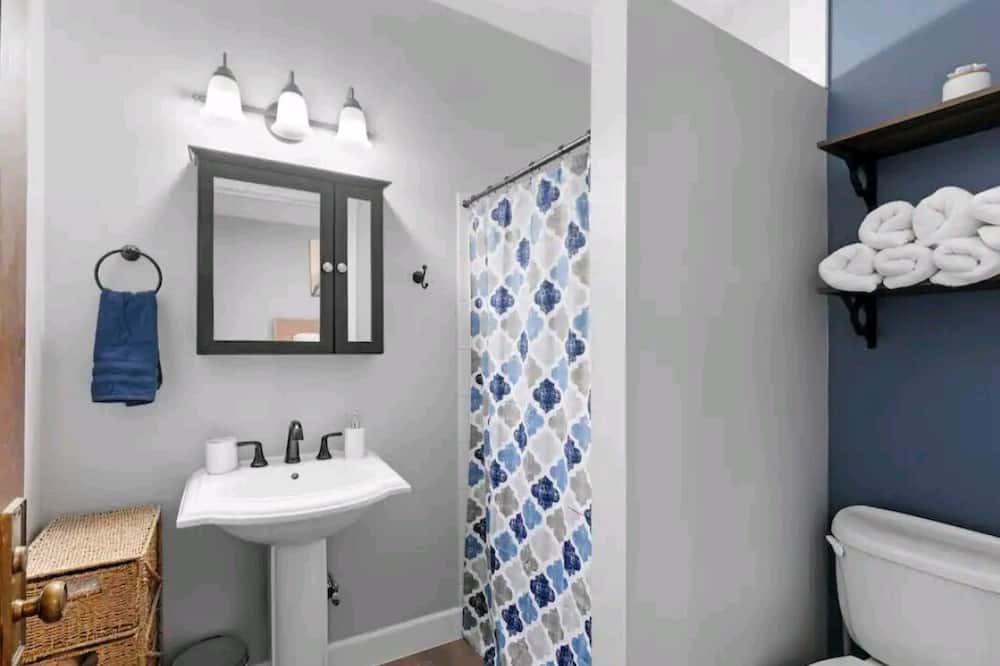 Photo of Bathroom in Highland Park
