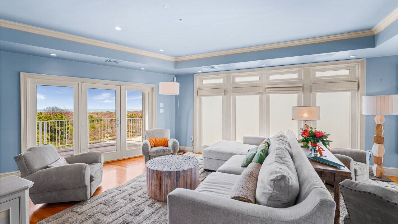 Photo of Livingroom in A-Zone