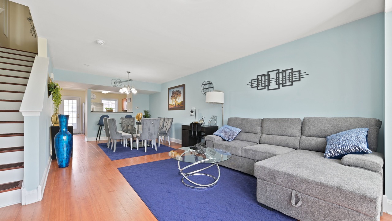 Photo of Livingroom in Downtown Baltimore
