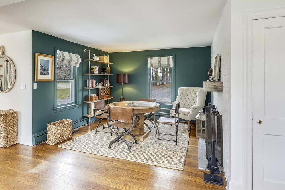 Photo of Bedroom in Unionville