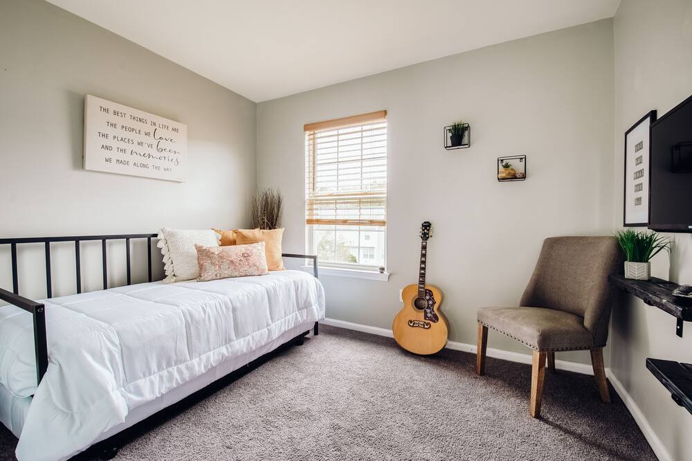 Photo of Bedroom in Dover