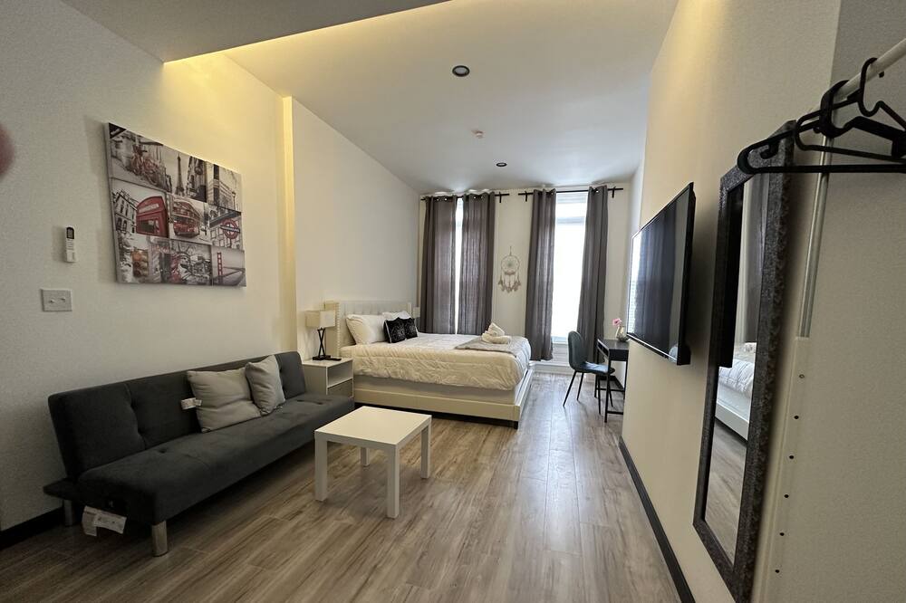 Photo of Bedroom in Newbold