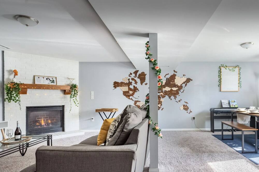 Photo of Livingroom in Rossville