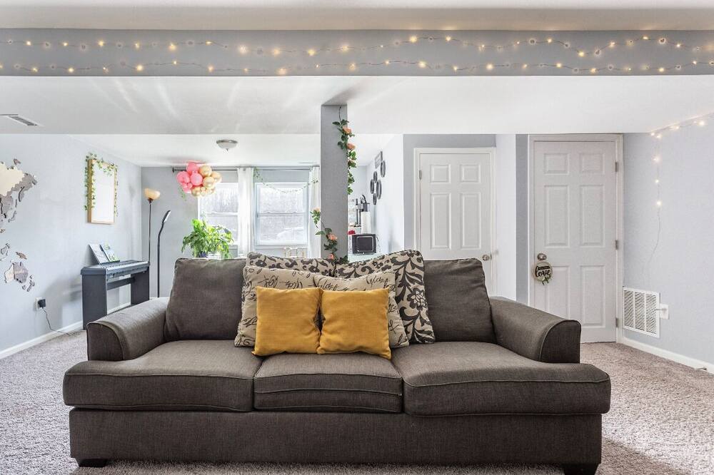 Photo of Livingroom in Rossville