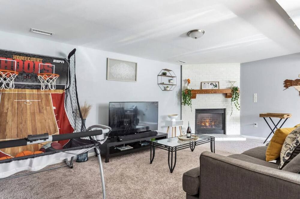 Photo of Livingroom in Rossville