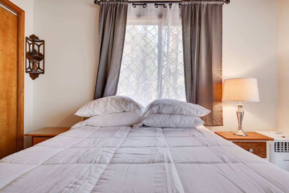 Photo of Bedroom in Wallenpaupauk Lake Estates