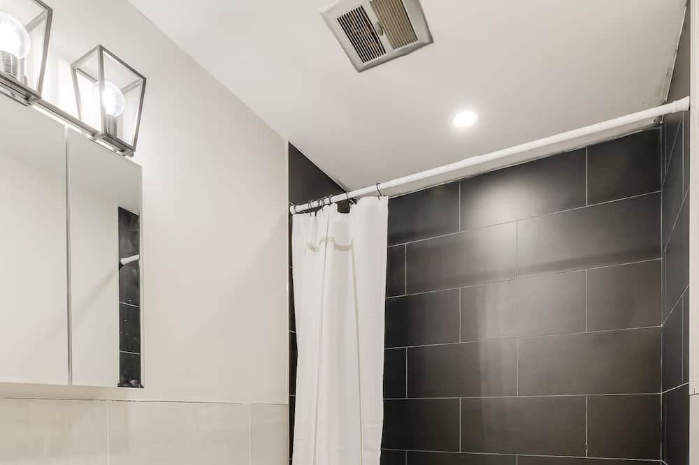 Photo of Bathroom in New Hempstead