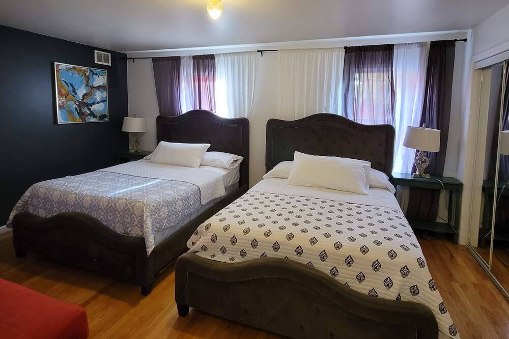 Photo of Bedroom in McGinley Square