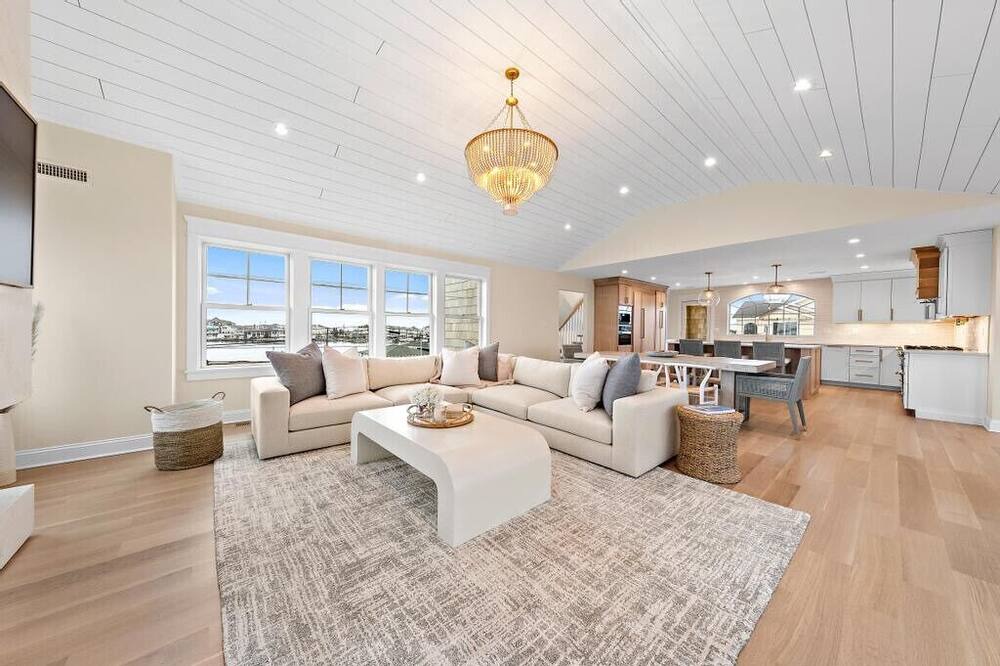 Photo of Livingroom in Harvey Cedars