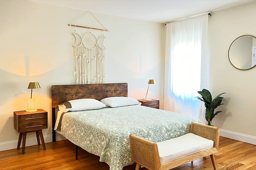 Photo of Bedroom in Pleasant Plains