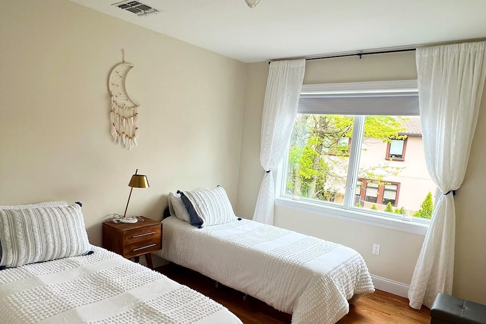 Photo of Bedroom in Pleasant Plains