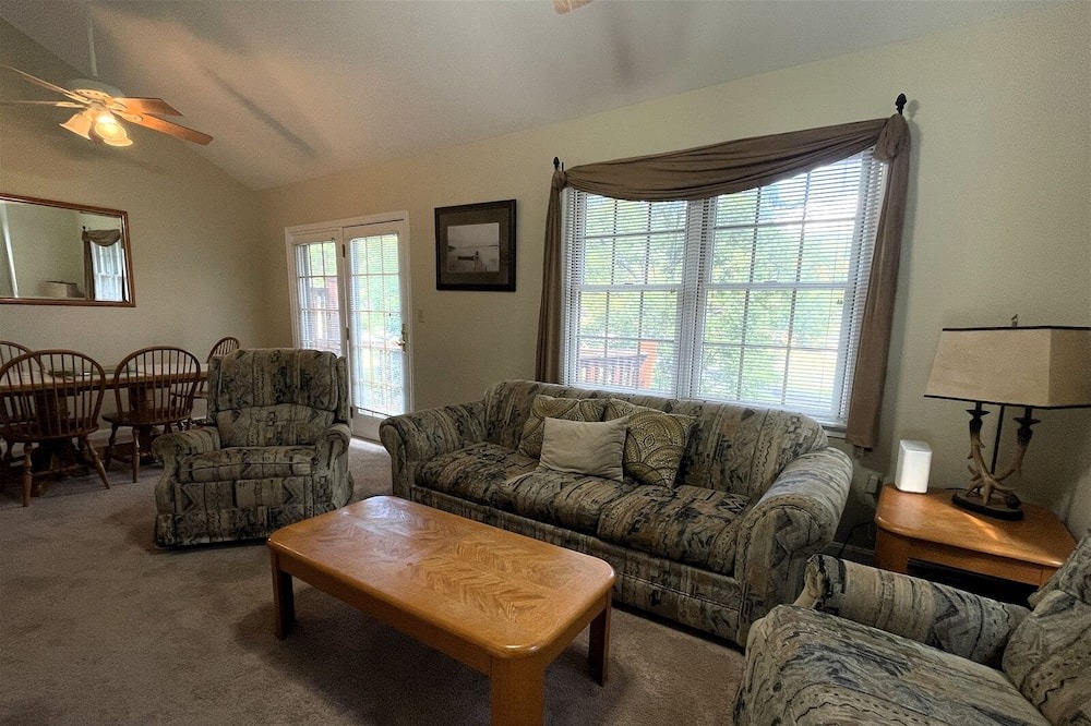Photo of Livingroom in Mercersburg