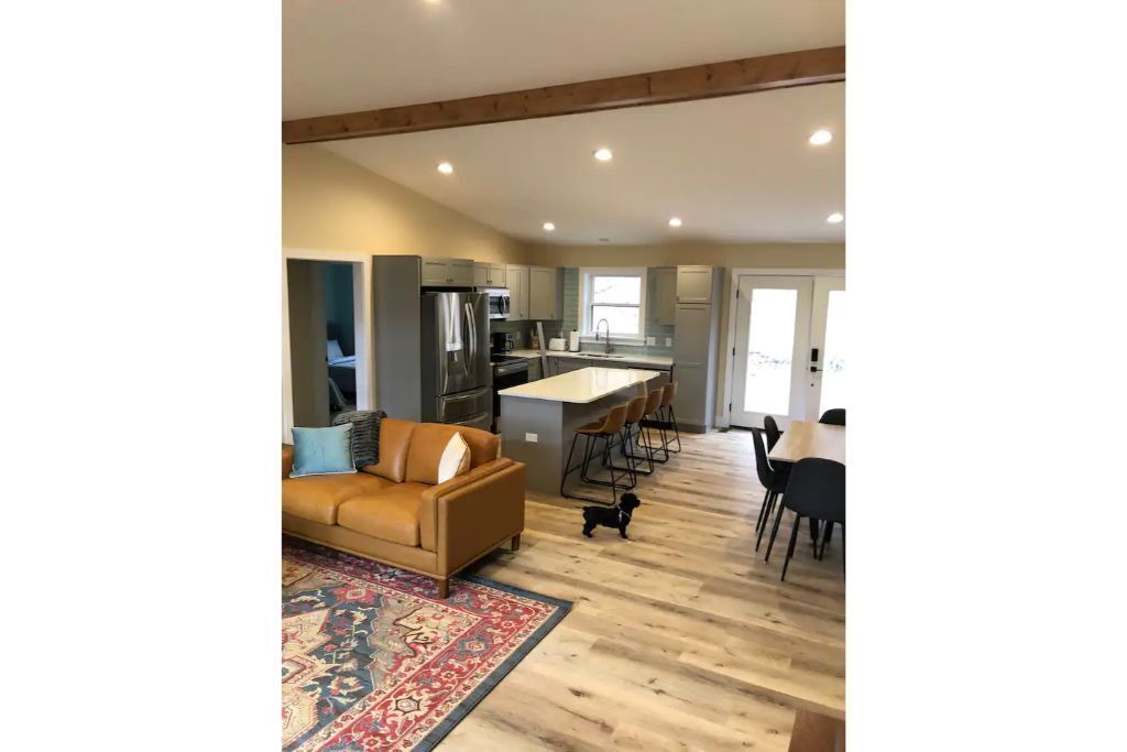 Photo of Livingroom in Bedford