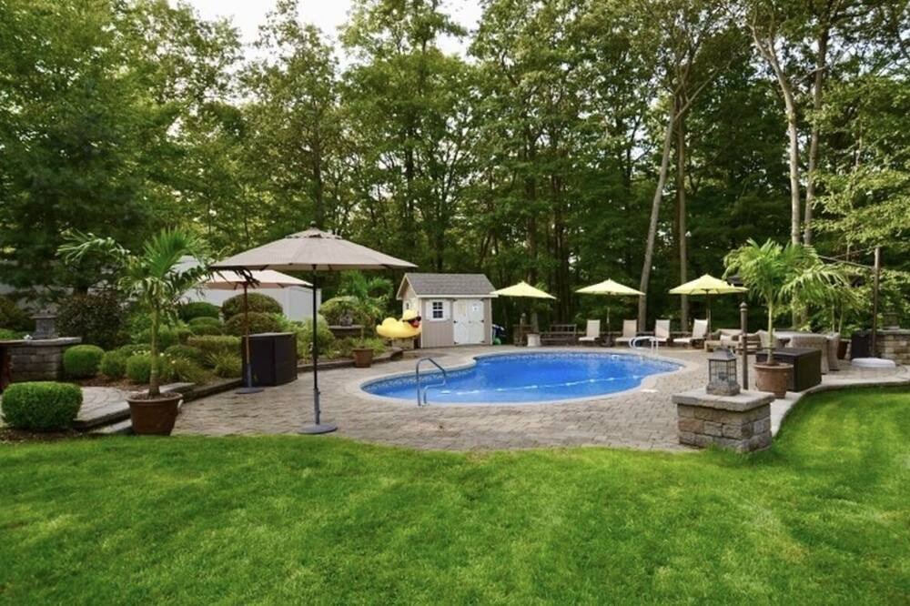 Photo of Outdoor in Glasser