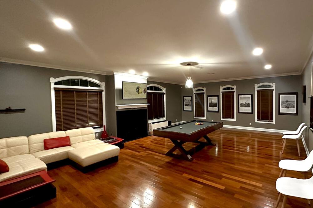 Photo of Bedroom in Glasser