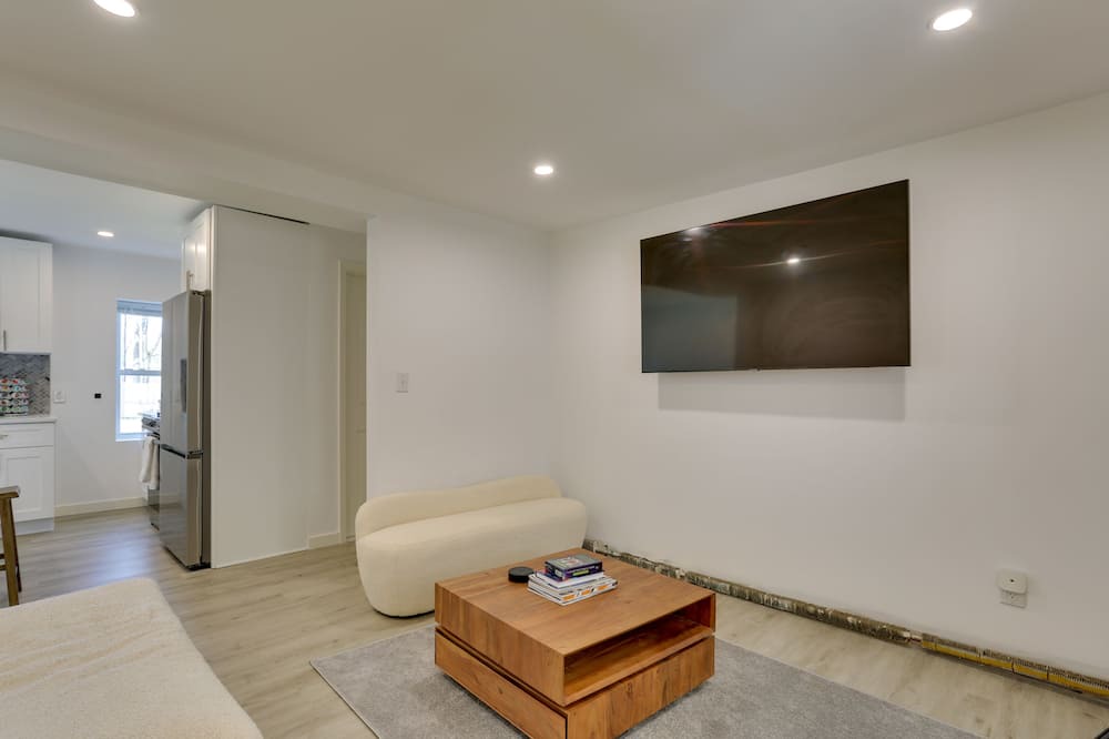 Photo of Bedroom in Mohegan Lake