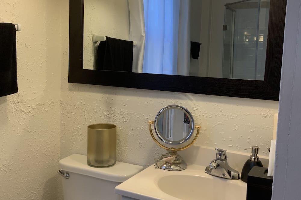 Photo of Bathroom in Cumberland