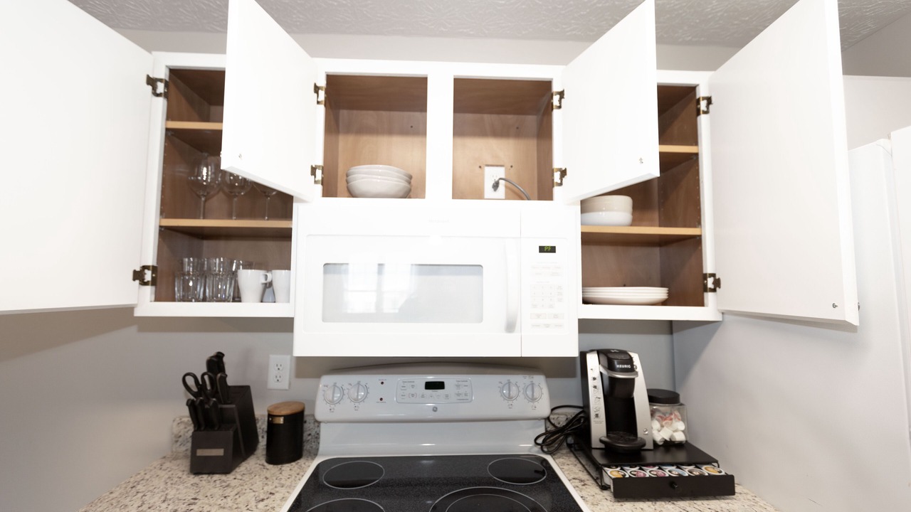 Photo of Kitchen in Summit Station