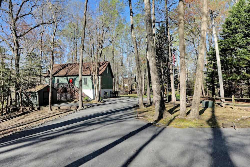 Photo of Outdoor in Chesapeake Ranch Estates-Drum Point