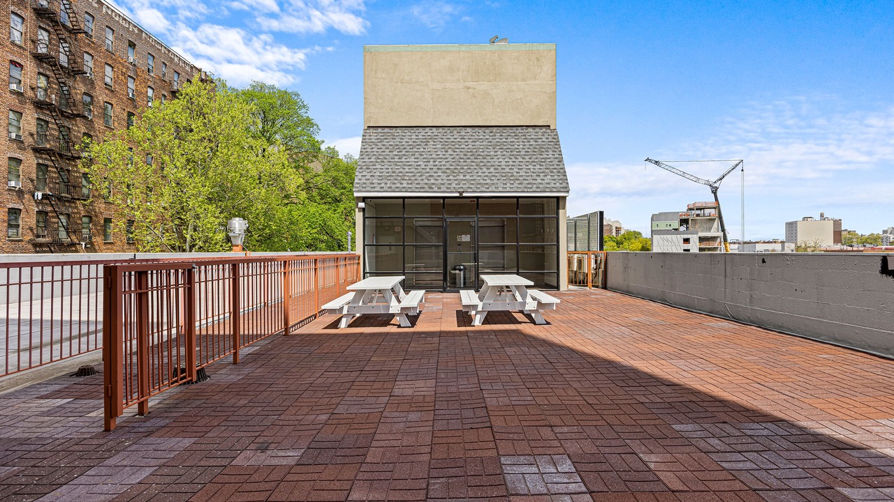 Photo of Outdoor in Highbridge