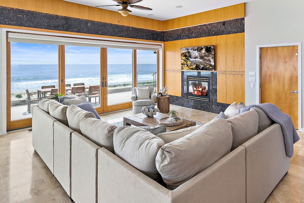 Photo of Livingroom in Loveladies