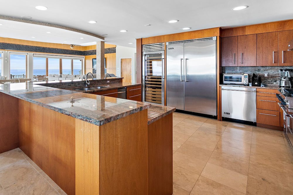 Photo of Kitchen in Loveladies