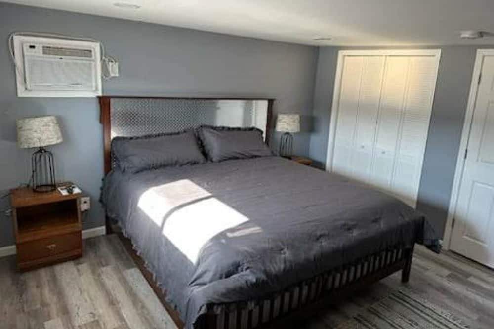 Photo of Bedroom in Aldenville