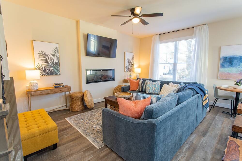 Photo of Livingroom in Issue