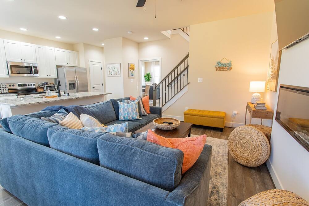 Photo of Livingroom in Issue
