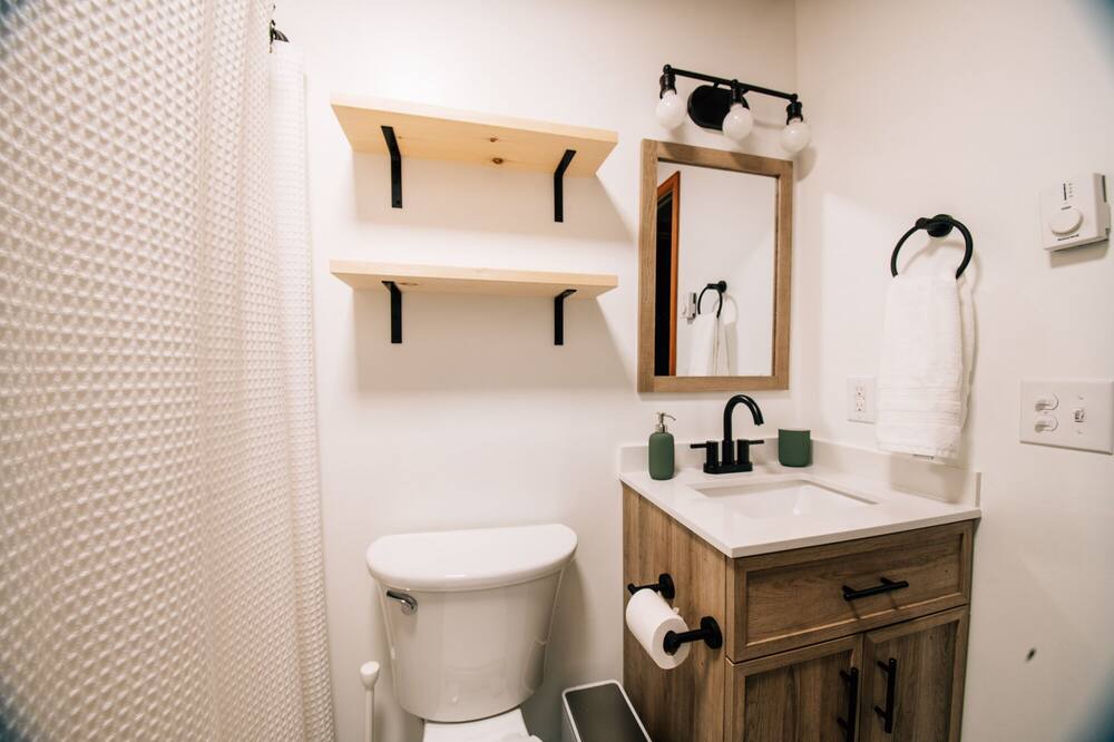 Photo of Bathroom in Thornhurst