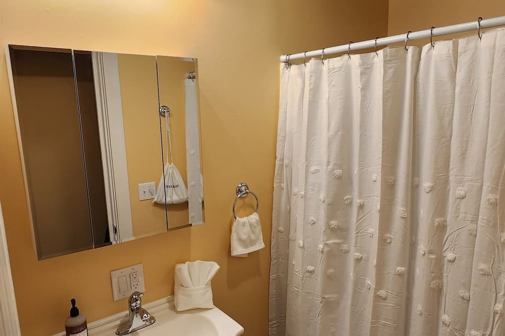 Photo of Bathroom in Elmira