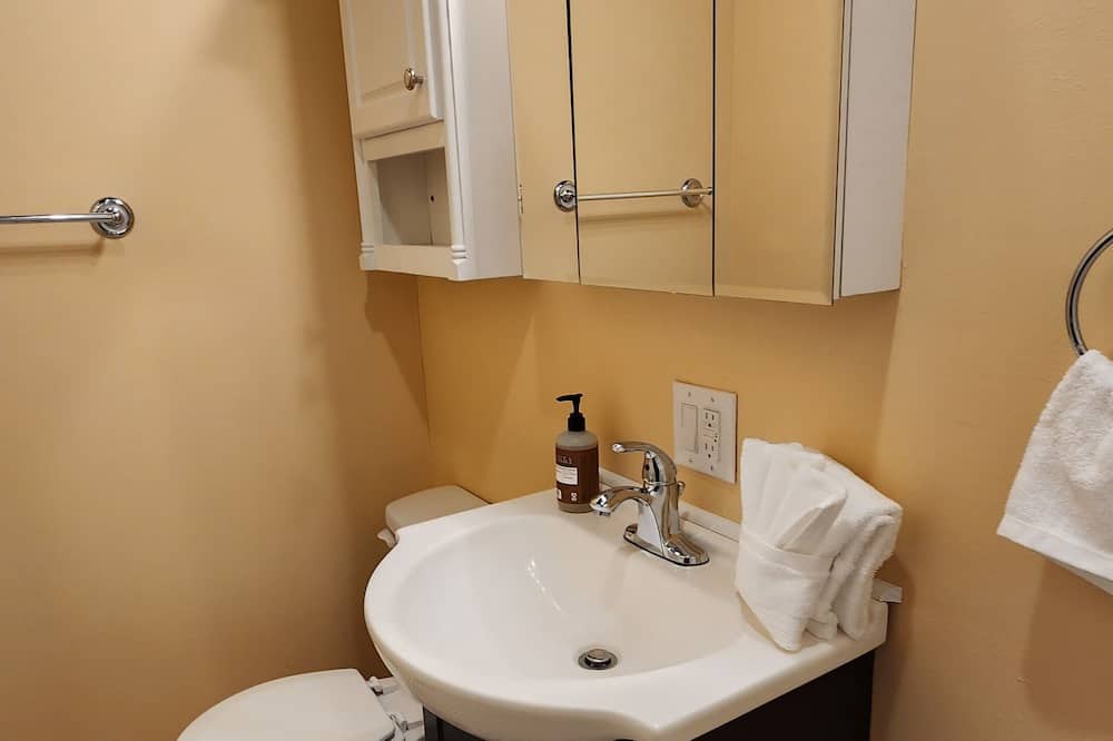 Photo of Bathroom in Elmira