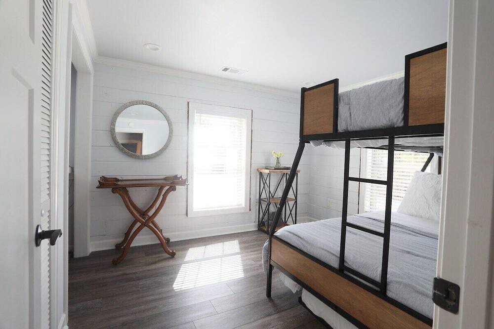Photo of Bedroom in Oxford
